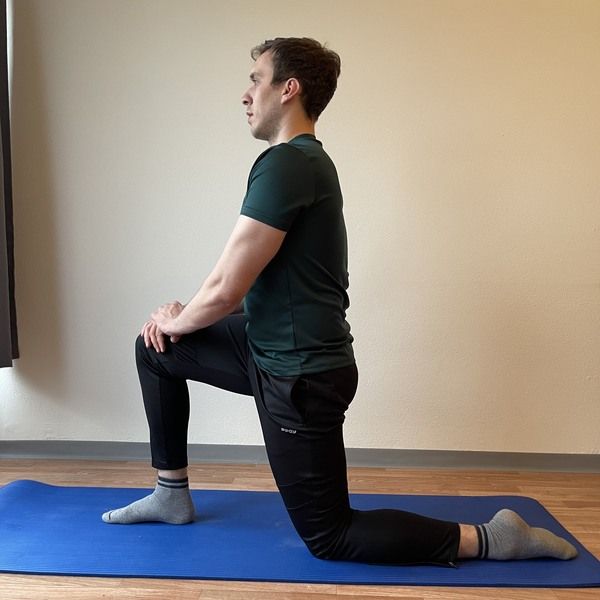 stretching exercises for quads kneeling quad stretch