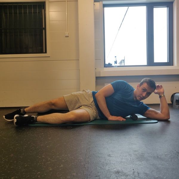 latissimus muscle release with foam roller