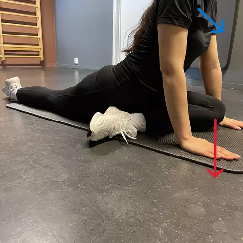 pnf stretching for glutes medius